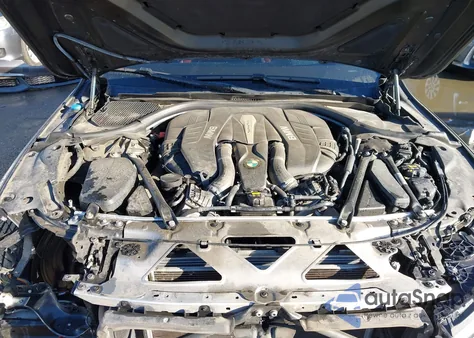 2017 BMW 750I из США, поврежденный, VIN WBA7F0C30HGM22255